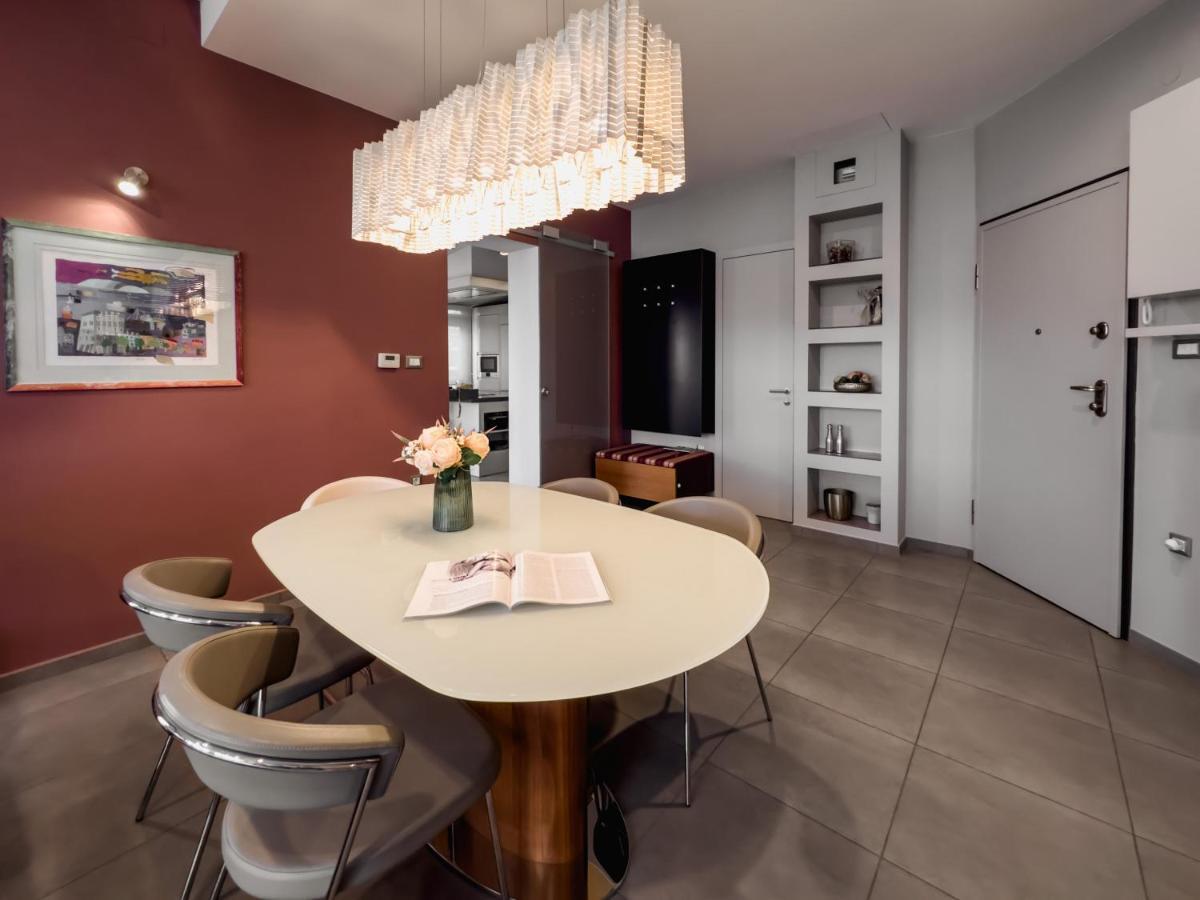 105M2 Penthouse Sea View Rijeka With Free Garage Parking Lejlighed Eksteriør billede