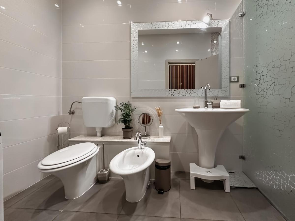 105M2 Penthouse Sea View Rijeka With Free Garage Parking Lejlighed Eksteriør billede